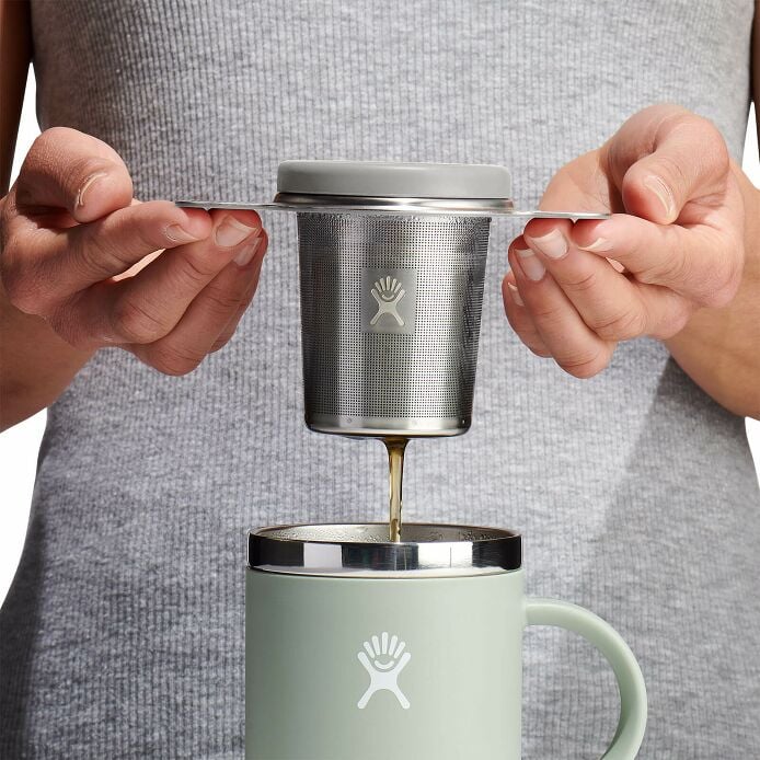 tea-infuser-h7 drif035-tea-infuser-birch-hb-pour_1.jpg