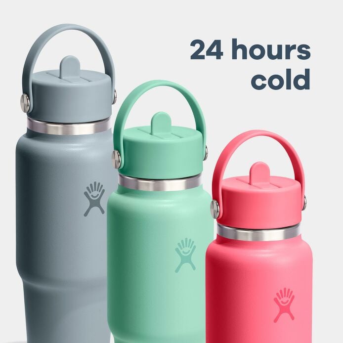 32-oz-travel-bottle-with-flex-straw-cap-e8 hf_s26_wtcfs_apdp_04_8.jpg