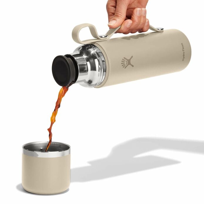 28-oz-hot-flask-and-cup-k7 hot-flask-_-cup-oat-pour.jpg