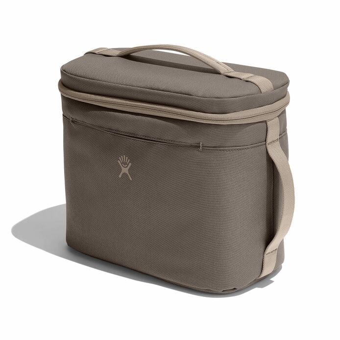 8-l-insulated-lunch-bag-t7 sl8217_8linsulatedlunchbag_sandpiper_angled.jpg
