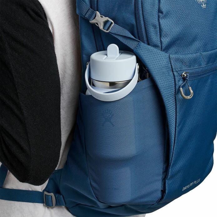 24-oz-travel-bottle-with-flex-straw-cap-x1 travelbottle-hb-backpack_1_8_1.jpg
